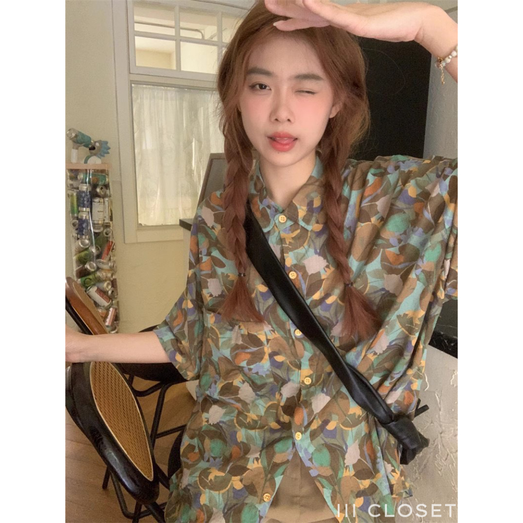 เสื้อเชิ้ตคอปก lll Freesize lll IT125 พิมพ์ลายใบไม้ แขนสั้น กระดุมหน้า ผ้าไหมอิตาลีอย่างดี