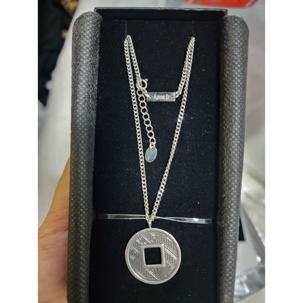 NECKLACE D-Day Tour Merch