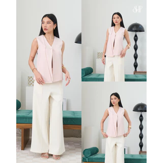 DAPHNE TOP (เฉพาเสื้อ) เสื้อแขนกุดคอวี ดีเทลแต่งด้านหน้า 3 ชิ้น ใส่แล้วดูมีมิติ ผ้านุ่ม ใส่สบาย อยู่ทรง