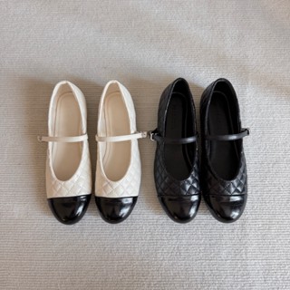[พร้อมส่ง] WEAR.SOUL #S678-Classic Two Tone Flats รองเท้าแฟล…