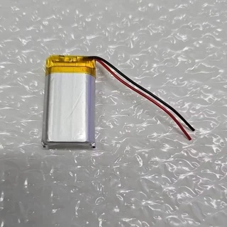 3.7V (เมื่อชาร์จเต็มจะอยู่ที่ประมาณ 4.2V)ความจุ: 900mAh 852035