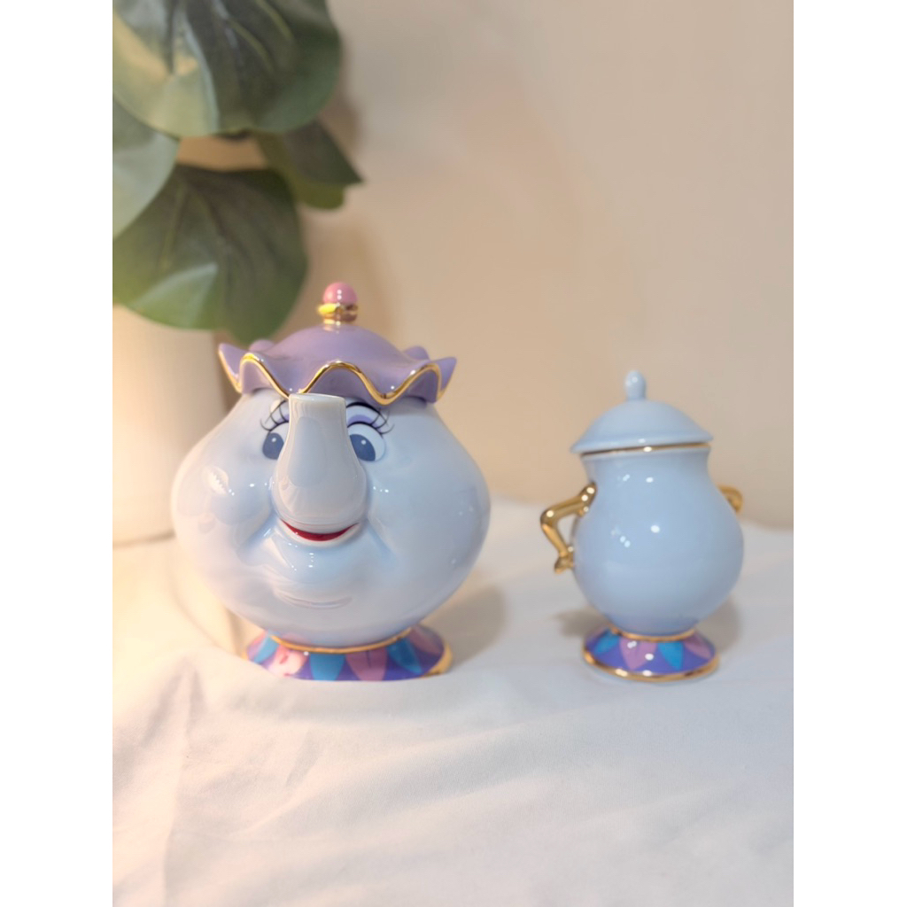 Tokyo Disneyland Mrs.Pot