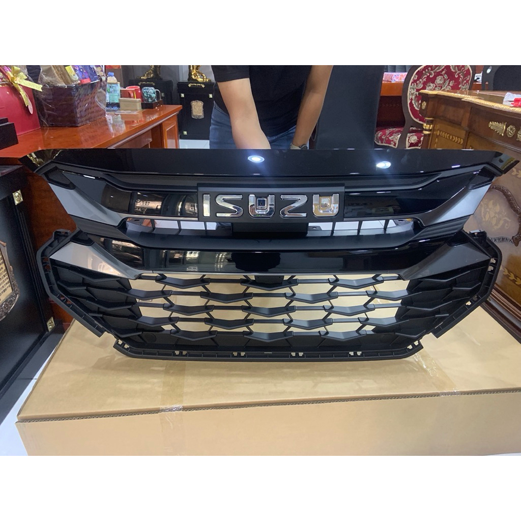 กระจังหน้า หน้ากระจัง ISUZU DMAX D-MAX DMAX 2024 2025 2026 สีดำ-เทา