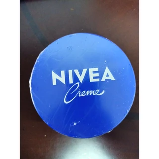 Nivea นีเวียตลับน้ำเงิน ครีมมอยเจอร์ไรเซอร์บำรุงผิวกาย
