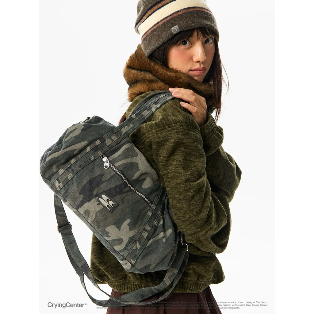 CryingCenter กระเป๋าสะพายข้าง/ครอสบอดี้ Camouflage Crossbody Bag