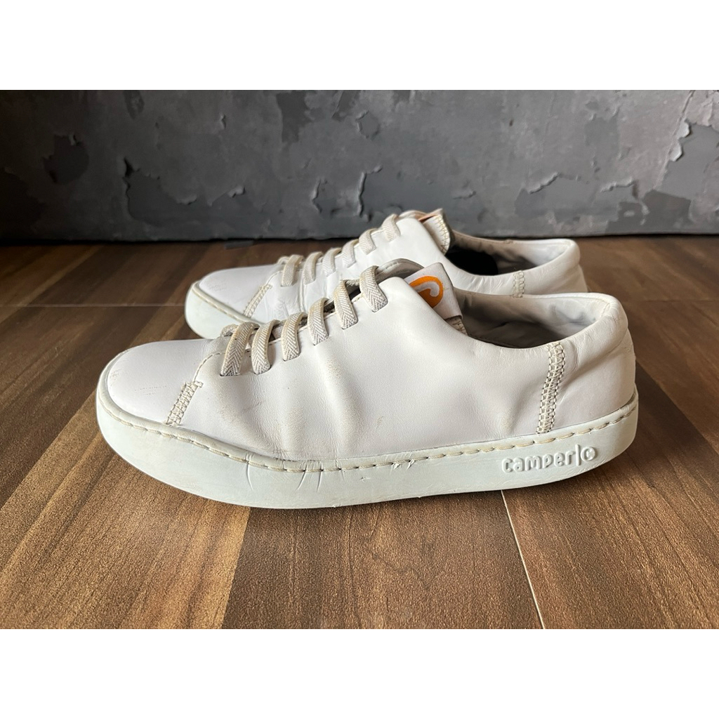 รองเท้ามือสอง Camper