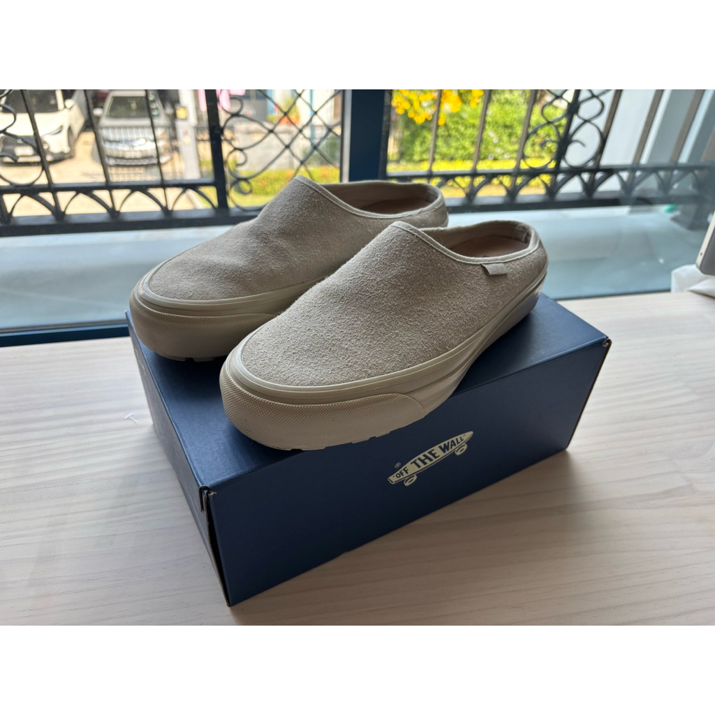 (พร้อมส่ง สภาพ 90% พร้อมส่ง) Vans Premium Suede Mule “Peyote Beige” หนังกลับ Size 8.5 US