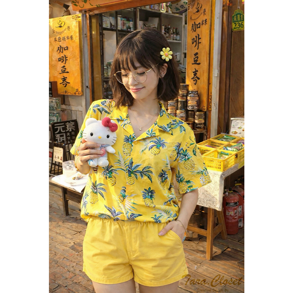 S001 TARA Shirt Span เสื้อเชิ้ตฮาวาย ลายสัปปะรด สงกรานต์ เนื้อผ้าสปัน ผ้านุ่ม ใส่สบาย ลายนี้ไม่มีเอ้าท์ รูปที่ 2