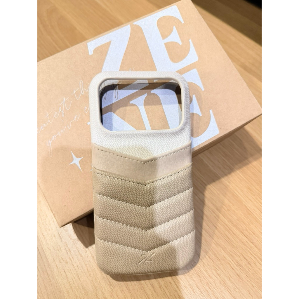 ส่งต่อ : ZENE case for iPhone 17 pro 🤎🥨🌰