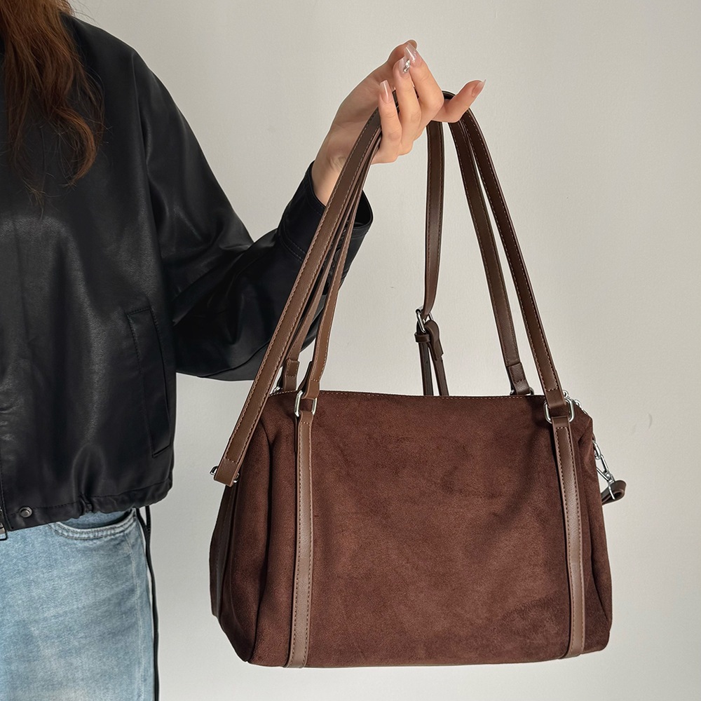 Look.Hive สินค้าใหม่ 2026 กระเป๋าหนังเกาหลี ทรง messenger bag  กระเป๋าน่ารัก งานพรีเมี่ยม 3 สี NEW F053