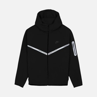 เสื้อแจ็คเก็ตแบบทอซิปยาวผู้ชายพร้อมส่วนเน้นสะท้อนแสง Nike Te…