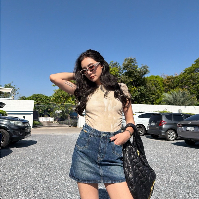 Atipashop - Silhouette Denim Skirt (#ATP605) กระโปรงยีนส์สั้น ทรงสวย