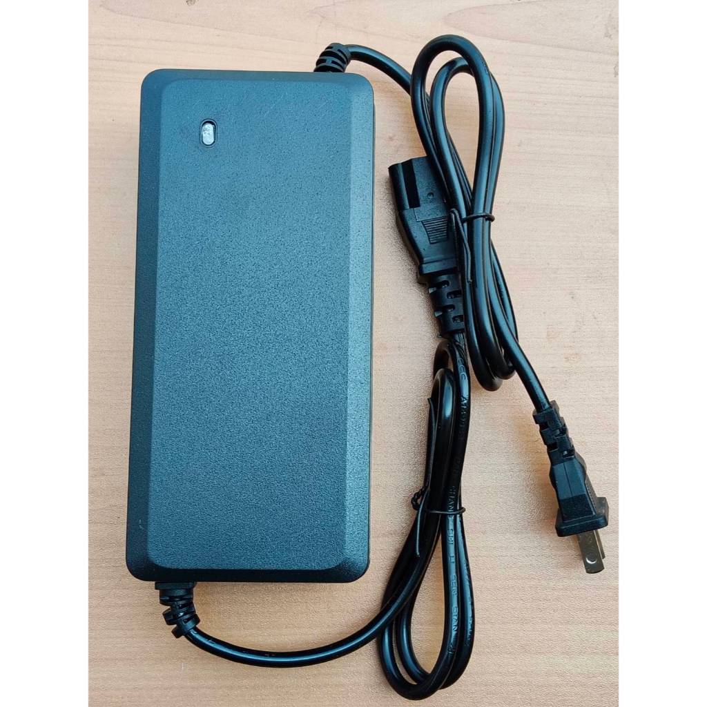 ที่ชาร์จแบตเตอรี่ ลิเธียมฟอสเฟต lifepo4 รุ่น มีพัดลม 48V 16s(58.4 - 59V 3A) Lithium Battery Charger