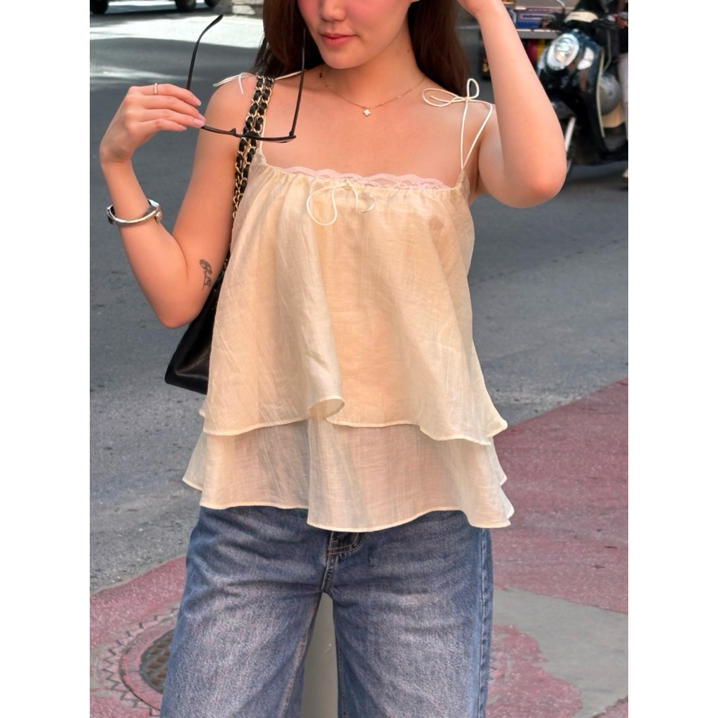 -Quera Hera Top- สายเดี่ยวลูกไม้ เฮล่า ท้อป