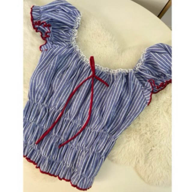 🎀 Mellow Crop เสื้อครอปแขนตุ๊กตา ลายริ้วหวานซ่อนเปรี้ยว 🎀