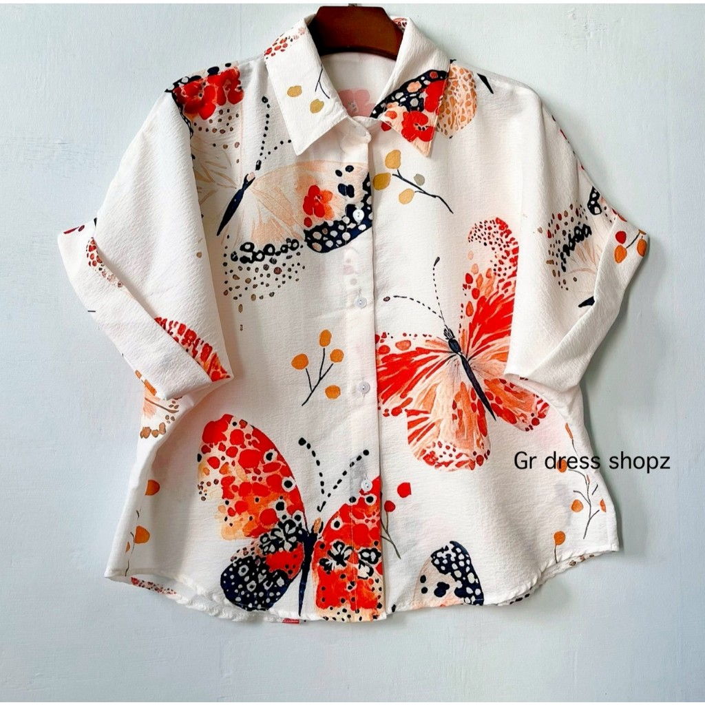 ป้าย Suri เสื้อเชิ้ตแขนสั้นหน้าผ้า 46 นิ้ว ยาว 22 นิ้ว อกจริงไม่เกิน 42-44 นิ้วใส่ได้ค่ะ รูปที่ 4