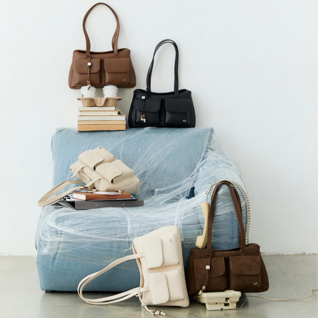 (NEW 📠!) กระเป๋าสะพาย MIKA collection ใส่ ipad 11' ได้ - MARIETTA BRAND