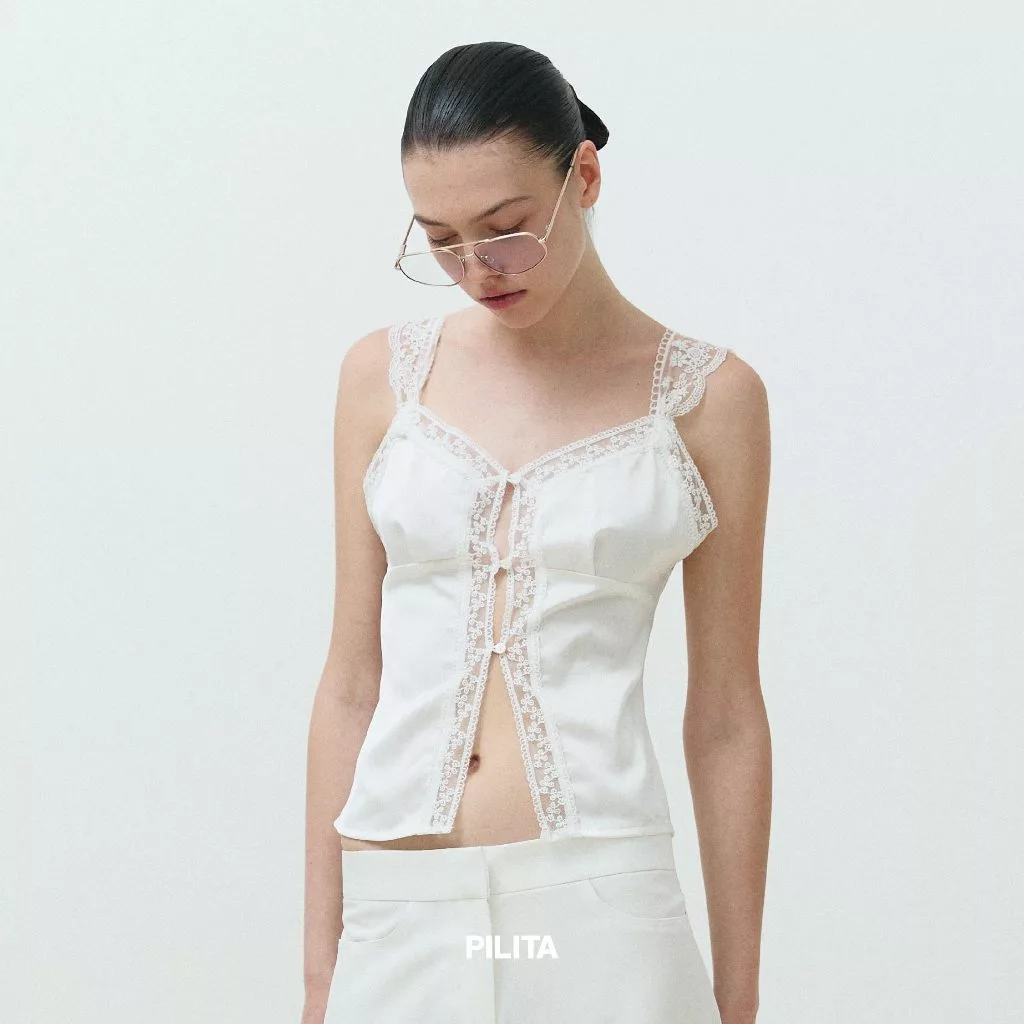 Pilita - Luna Lace Top(เสื้อลูกไม้)