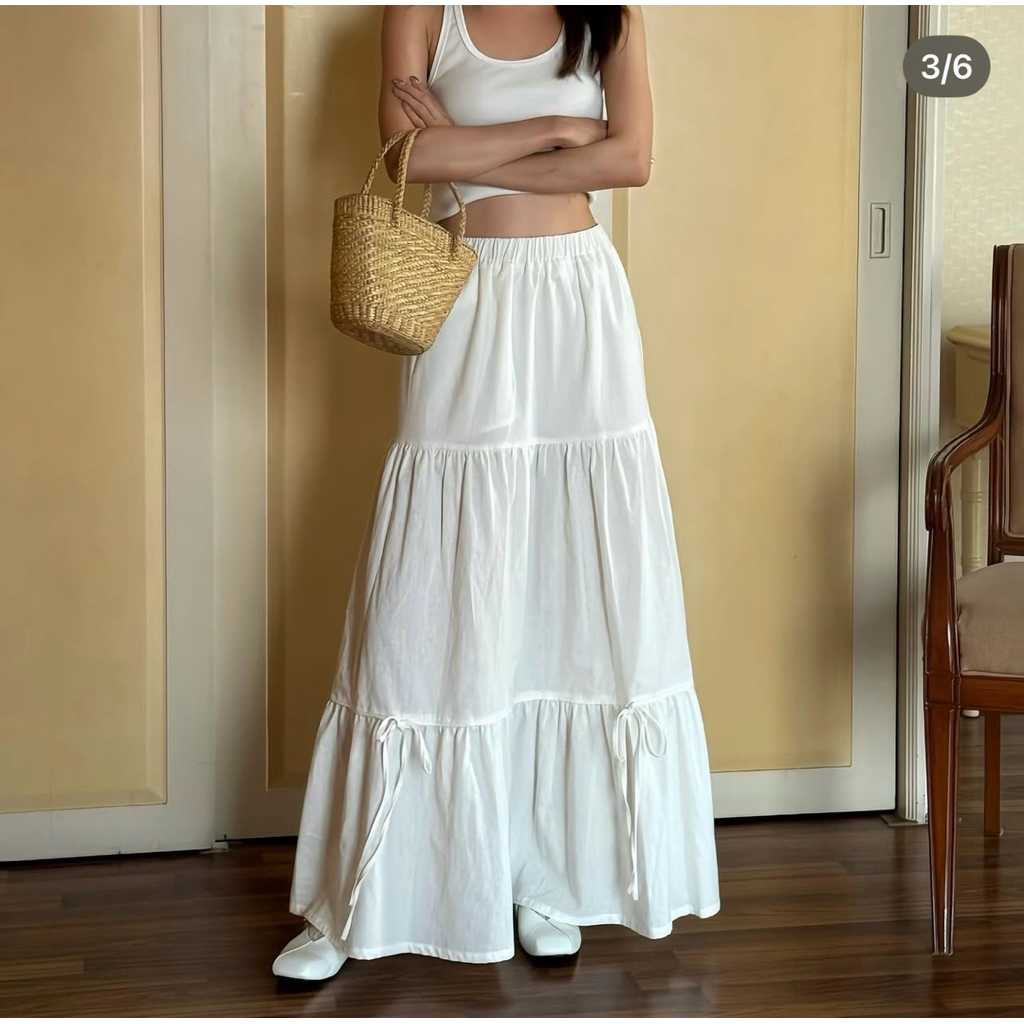 Ribbons skirt สี off white ร้าน vynn.official มือ1