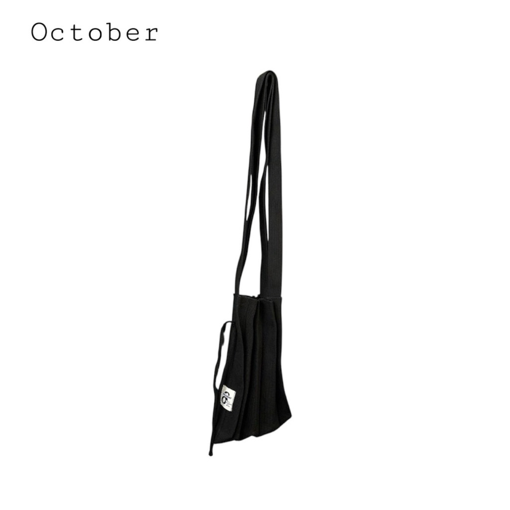 October กระเป๋าสะพายข้าง