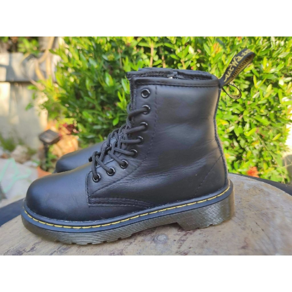 Dr.Martens รองเท้าเด็กแบรนด์แท้มือสอง(19เซน)