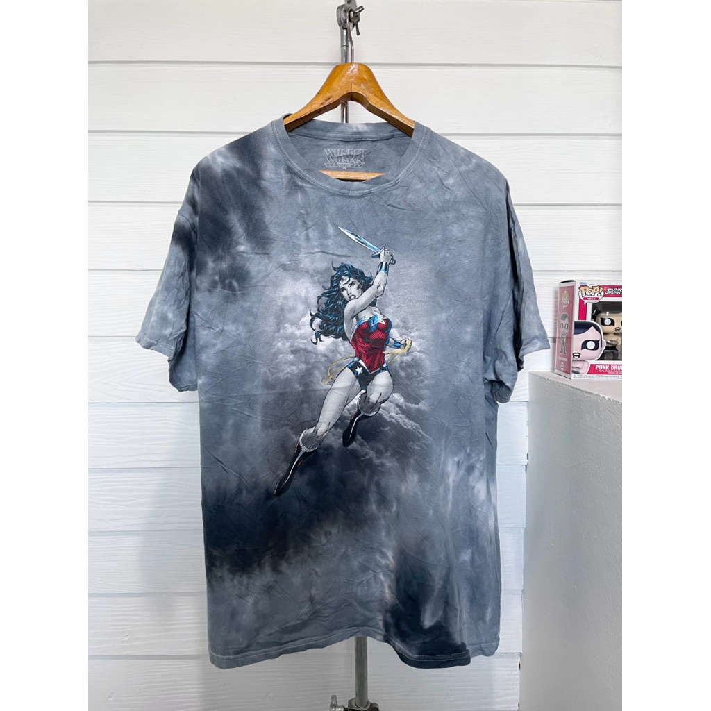 เสื้อยืดมัดย้อมมือสอง WONDER WOMAN TIE DYE (2017) Size XL มือ2