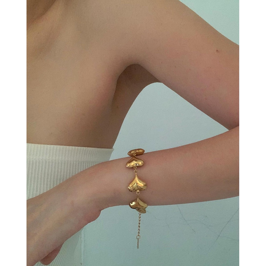 สร้อยสเตนเลสสตีล HER OBJECTIVE_HER ELLA HEART CHAIN BRACELET