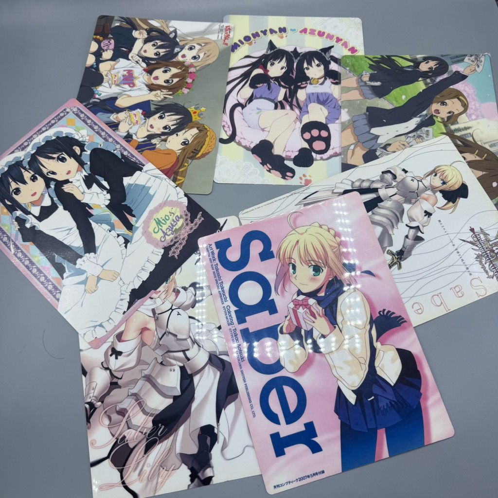 (พร้อมส่ง/แท้ ✅️) ของสะสม อนิเมะ เฟท เคอง ภาพบอร์ดพลาสติกแข็ง fate k on saber yui Azusa rio mugi