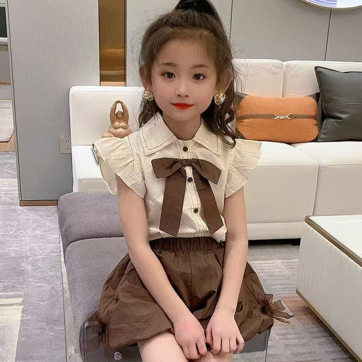 Babyonline(Y098)E2 (ส่งด่วน1วัน)ชุดเซ็ตเสื้อแขนสั้นคอปกแต่งโบว์พร้อมกางเกงขาสั้นทรงบอลลูนสุดน่ารัก ผ้าฝ้าย นิ่ม รูปที่ 3
