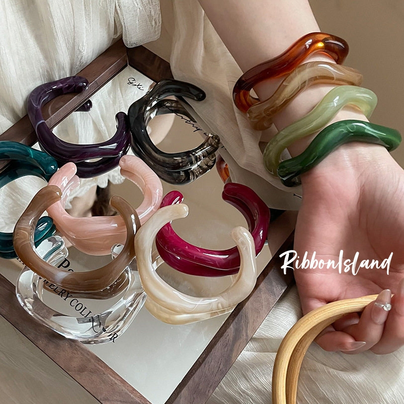 กำไลข้อมือ bracelet ins แฟชั่น retro คู่รัก หรูหรา ลูกปัด คุณภาพสูง สไตล์มินิมอล เข้ากับทุกการแ ส่งเร็ว COD
