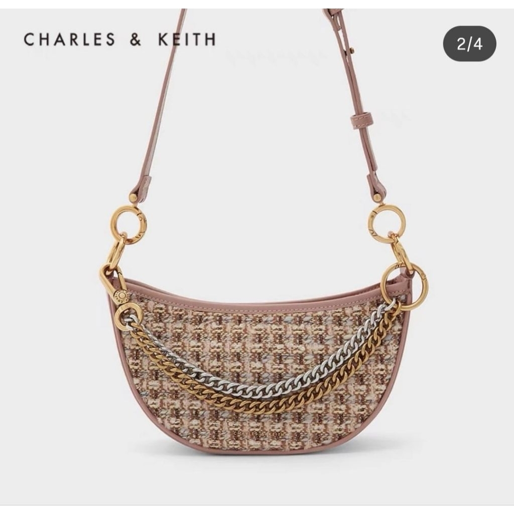 กระเป๋า Charles&keith