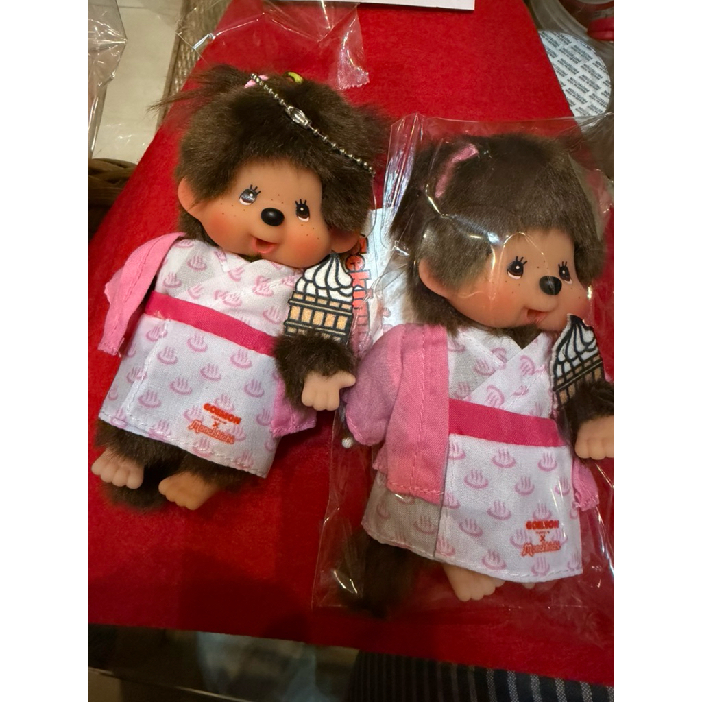 พร้อมส่งในไทย!!!พวงกุญแจสำหรับห้อยกระเป๋า Goemon x monchhichi หญิง limited Yufuin แสนน่ารักของแท้100