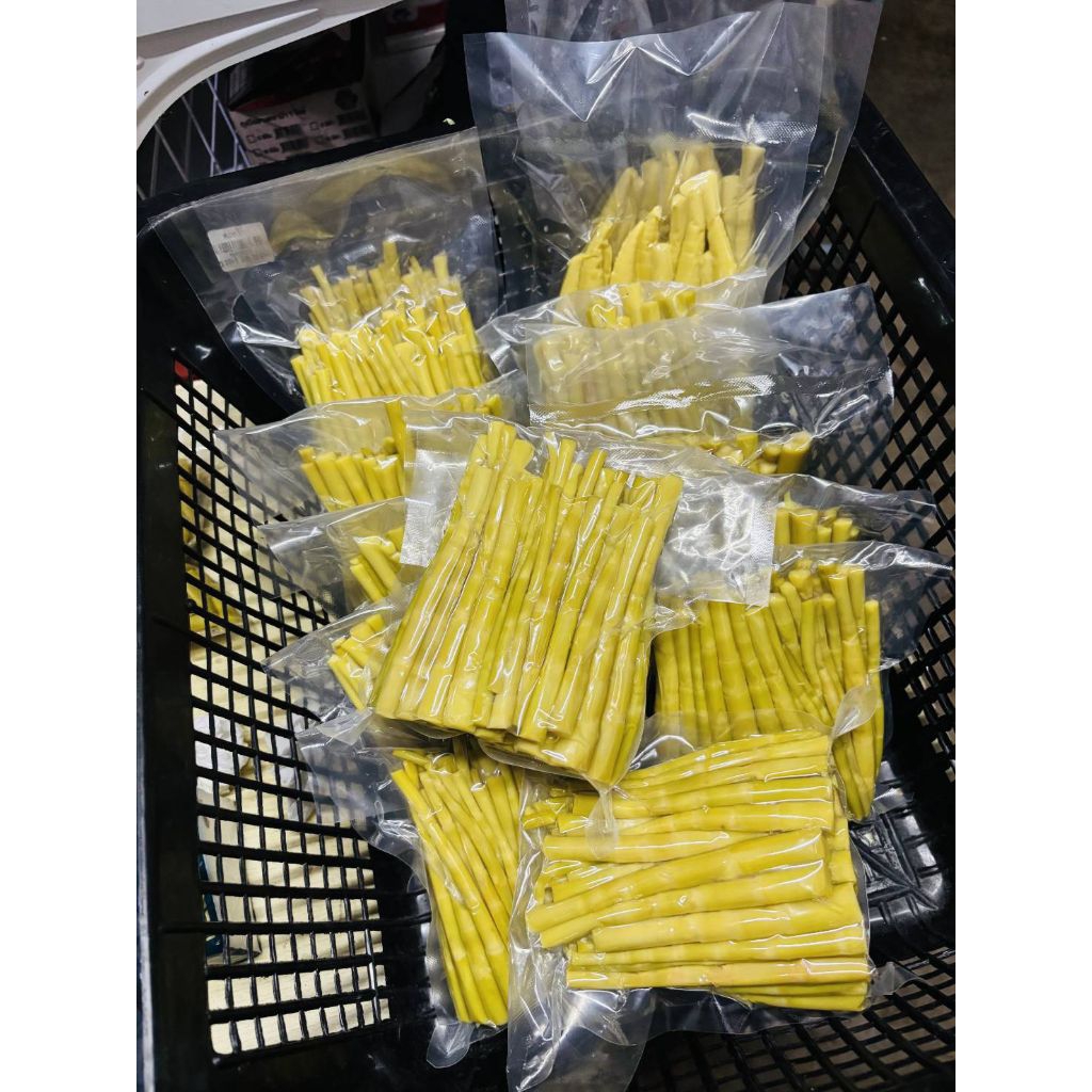 แขนงไผ่หวานต้มสุก/บรรจุสูญญากาศไม่ใส่วัตถุกันเสีย