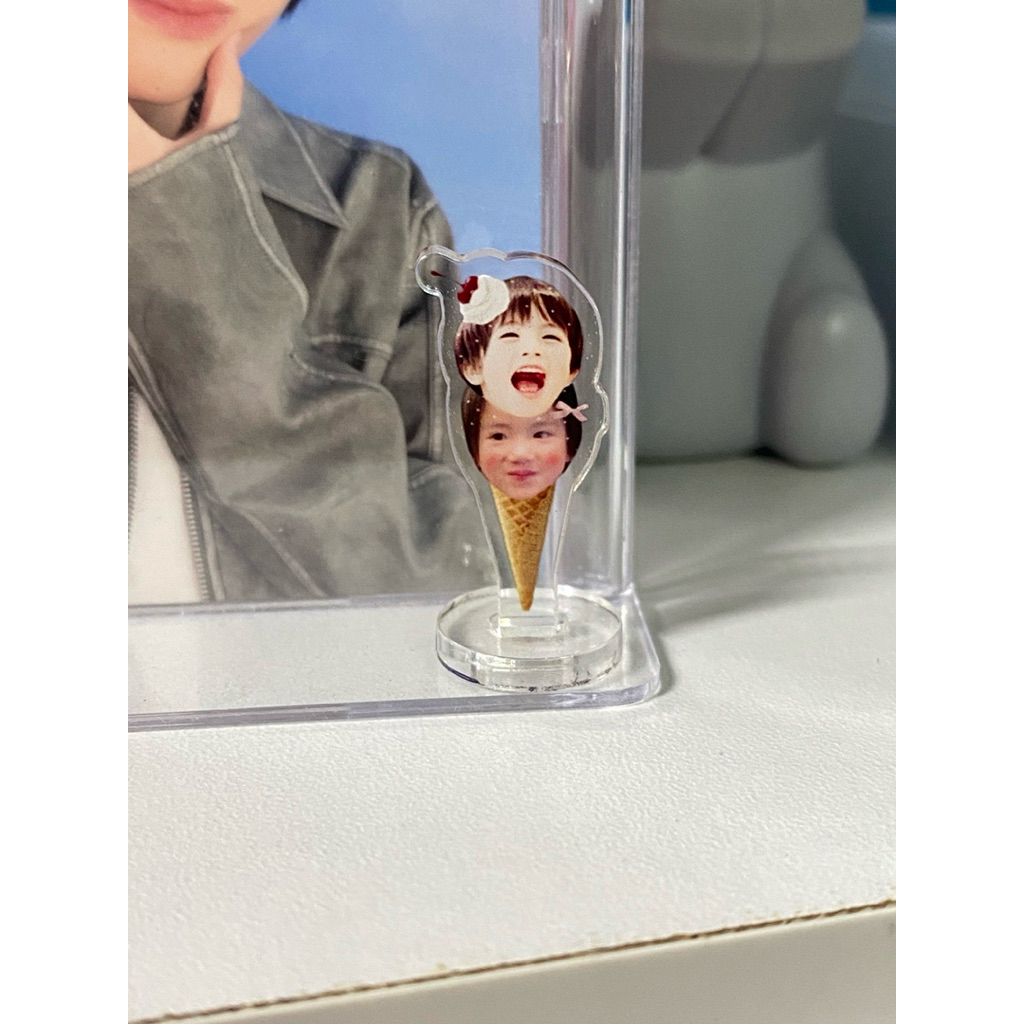 สแตนดี้ภูเอเอ Standy Acrylic