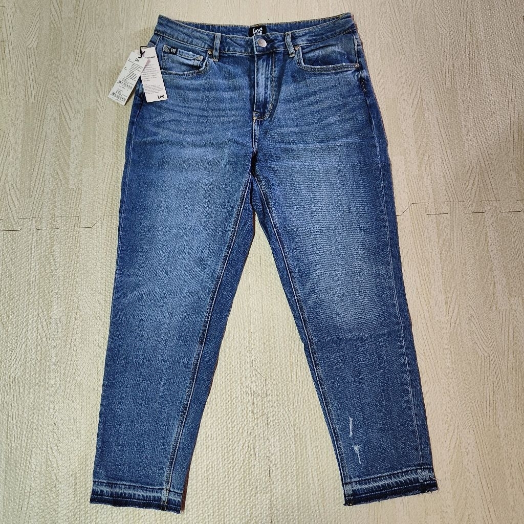 Lee x Line Jeans กางเกงยีนส์ ขายาว Size W30L27 มือ1 จาก Shop