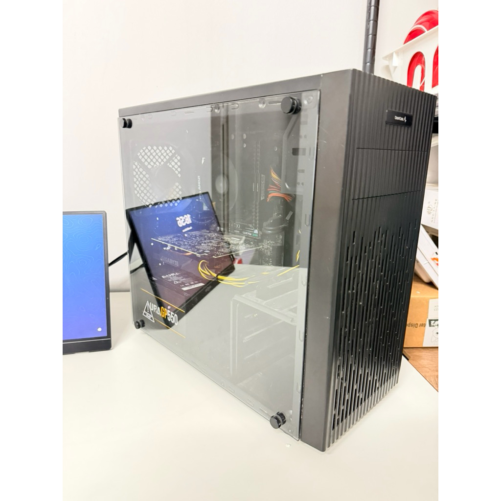 คอมพิวเตอร์ทำงานเล่นเกม R5 4500/ Ram: 16GB Bus3200/ ssd 256gb/ gtx 1650 4gb