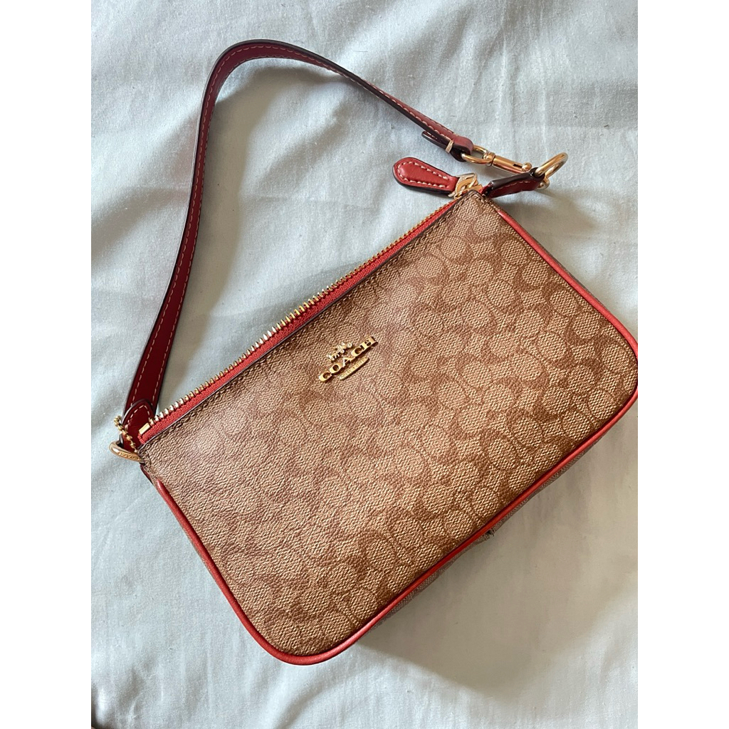 Coach Nolita Small size