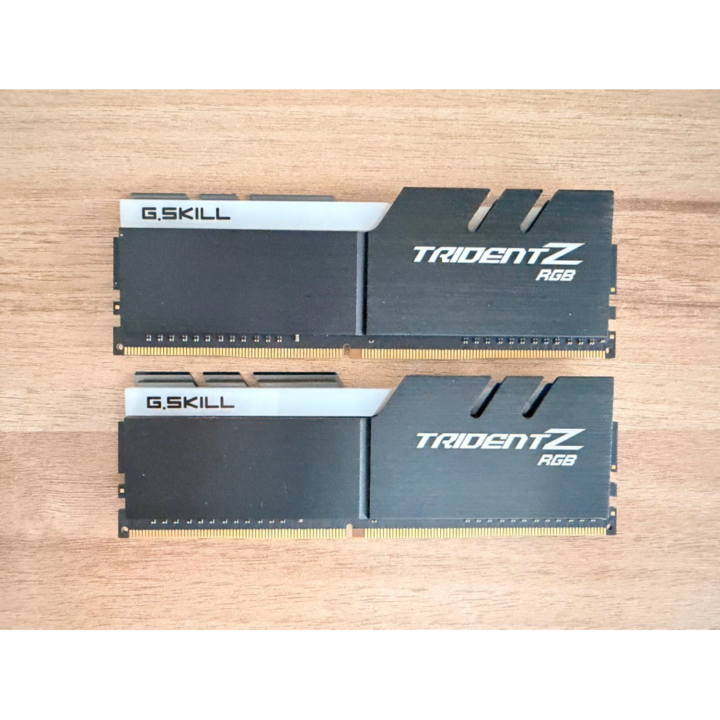 Ram gskill trident z ddr4 16g 8x2 bus 3200