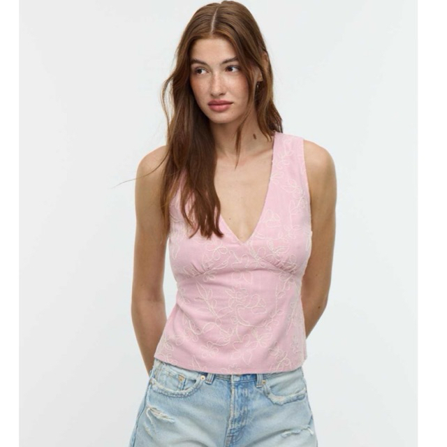 เสื้อกล้ามผ้าลินินแบรนด์ STRADIVARIUS งานใหม่/หลุดQC