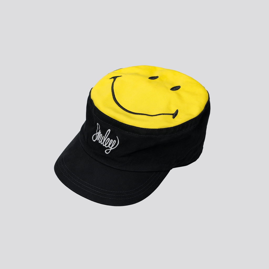 SMILEY® BLACK FULL FACE FLAT CAP