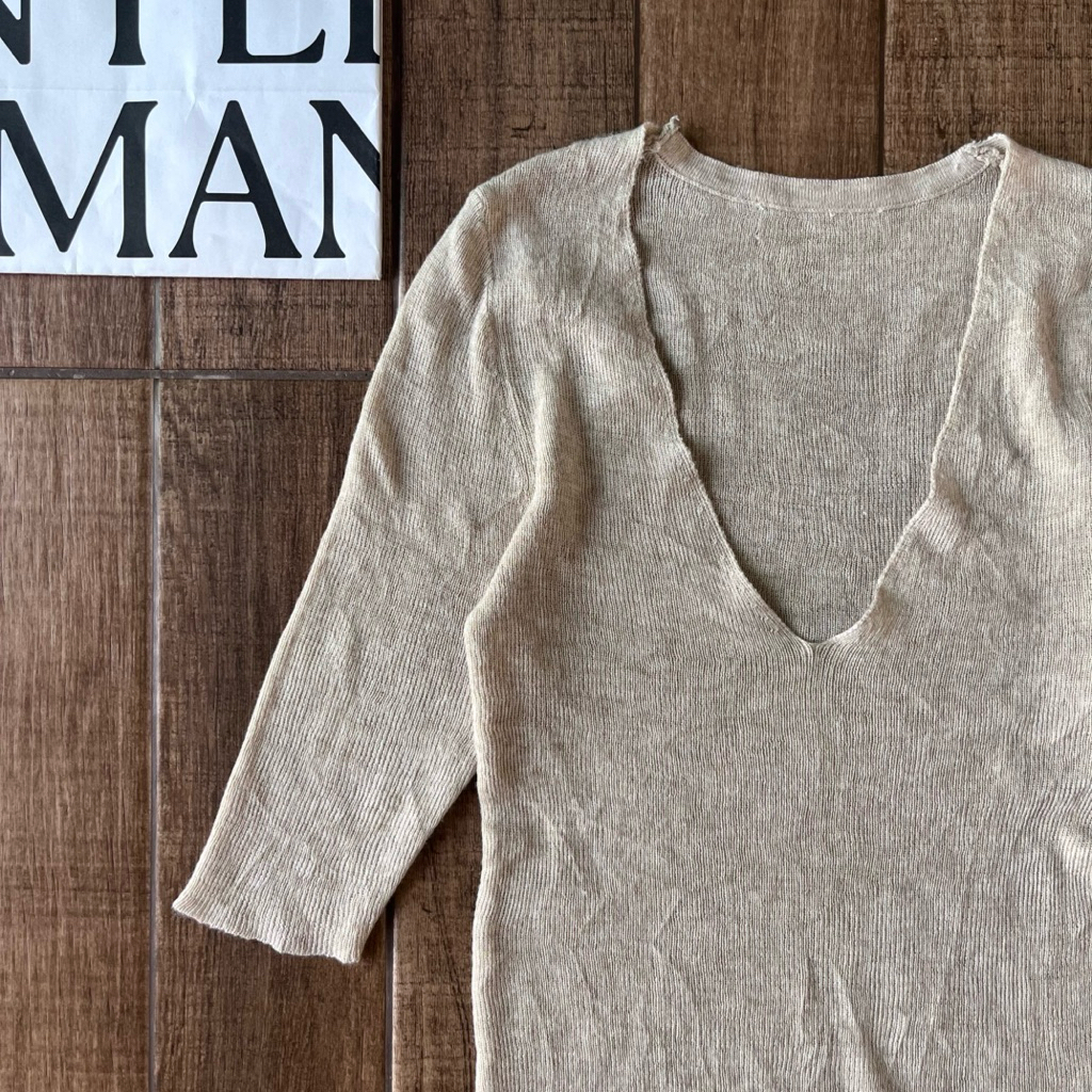 YEGE CHIC SHOP sz.s เสื้อสีเบจ