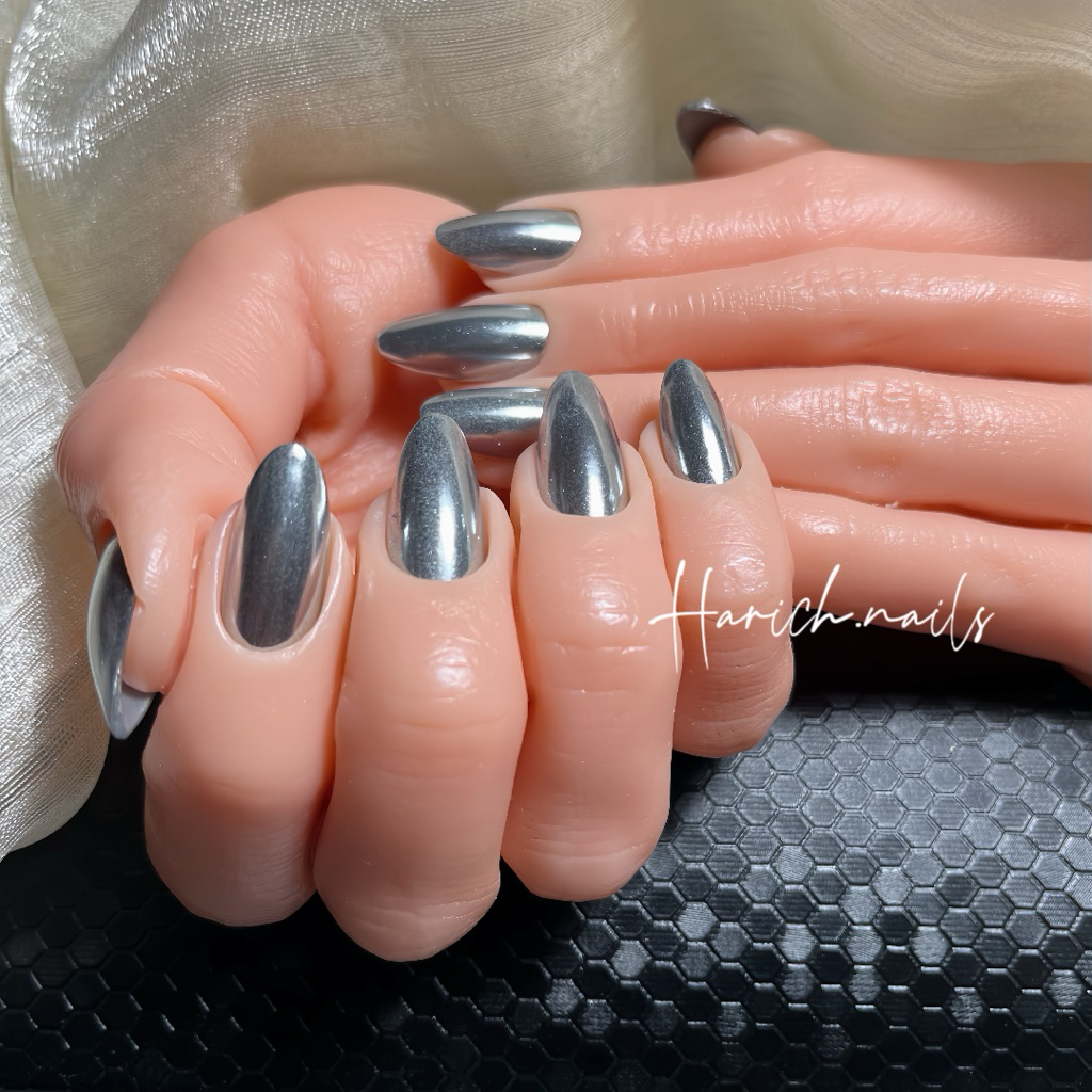 เล็บเจลสีเงินเมทัลลิก (Metallic Silver) เจลแท้💯 เล็บปลอมเจลพร้อมอุปกรณ์ติด ทำมือทุกชิ้น✅