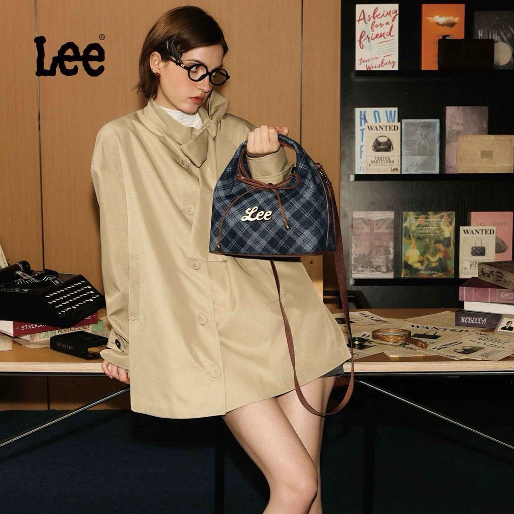 (พรี) กระเป๋า LEE  (ของแท้100%❣️) Lee FW25 Detective Girl Series - Tartan Barcelona Bag