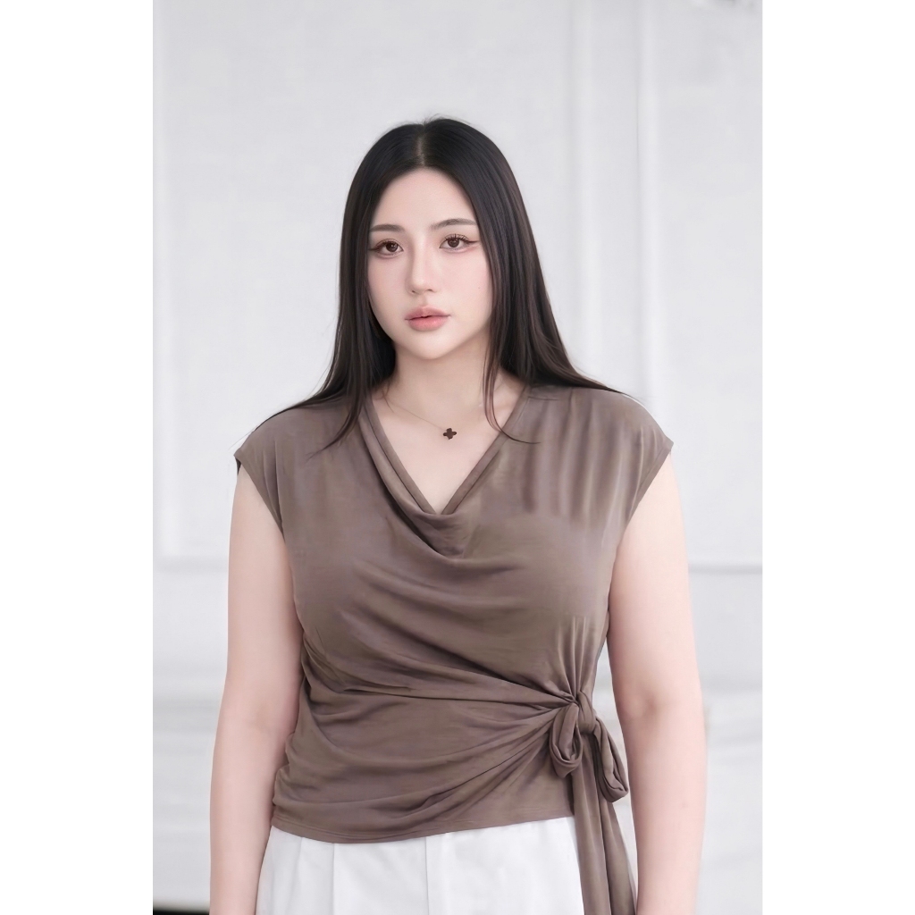 A22 เสื้อครอป Noris Muenfun