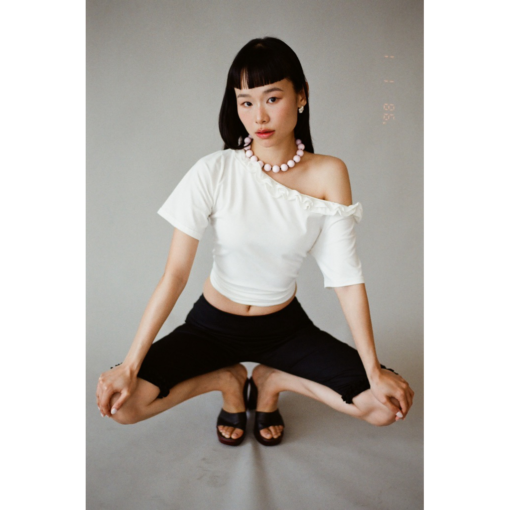 Highestjump - Bloom off shoulder top เสื้อยืดปาดไหล่มีแขนดีเทลจีบระบาย (แนะนำ พร้อมส่ง)