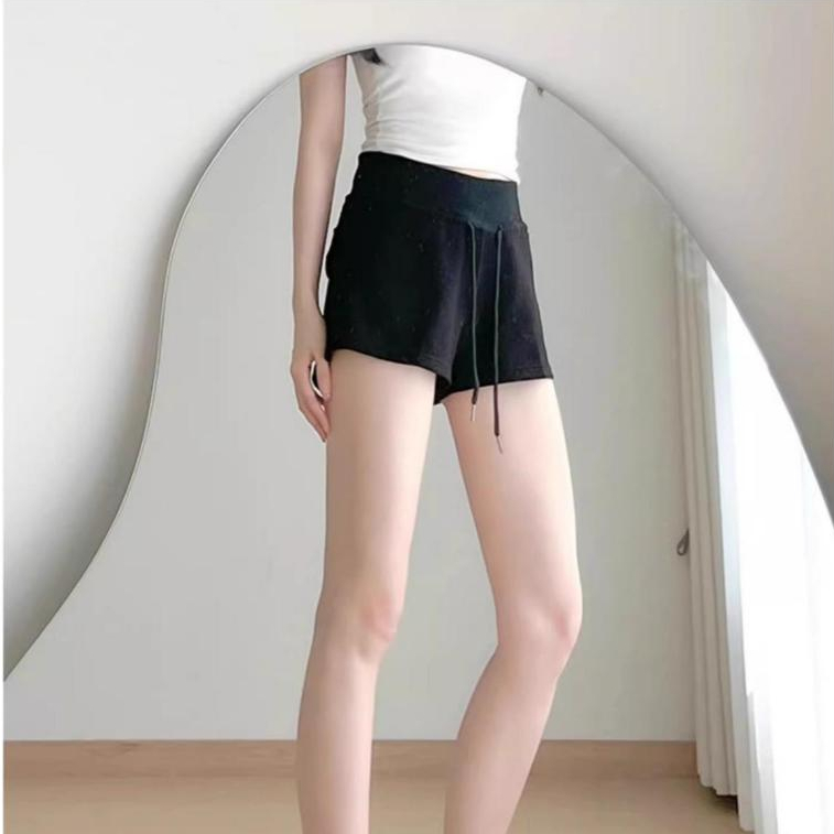 พร้อมส่งในไทย** กางเกงขาสั้น เอวยืดเล็กน้อย กางเกงขนาดตัวสั้น K110