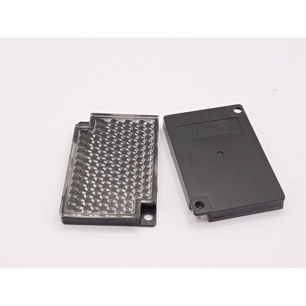 แท้new E39-R1 รีเฟล็กเตอร์ OMRON E39-R1 E39-R1S Reflector for Sensor แผ่นสะท้อนแสงสำหรับเซนเซอร์ตรวจ