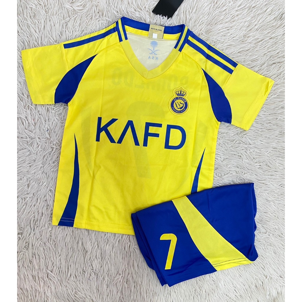 ชุดฟุตบอลเด็กสีเหลืองเบอร์7สกรีนชื่อRONALDOเสื้อ+กางเกง