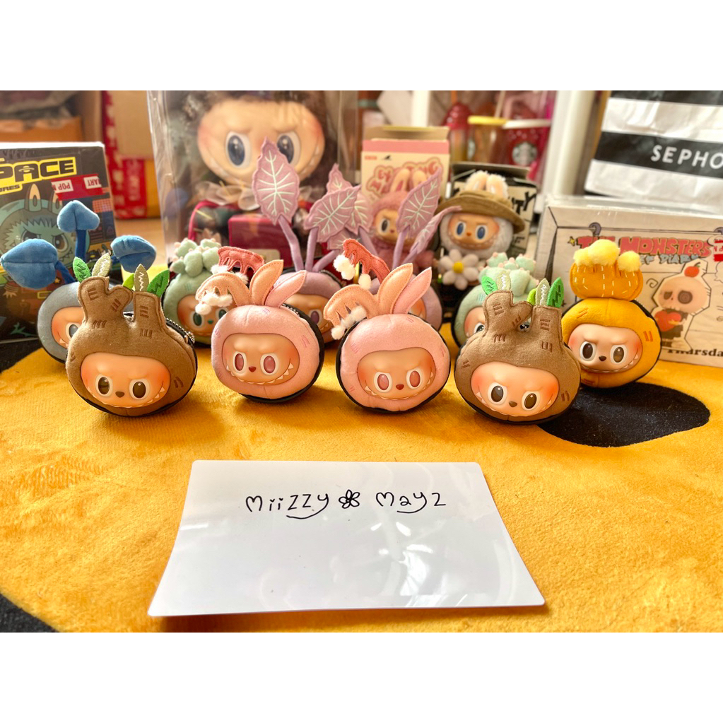 labubu naughty plant ของใหม่แกะตัว ไม่มีอุปกรณ์ ของแท้100% ทักแชทก่อนกดสั่งซื้อค่ะมีทุกสี