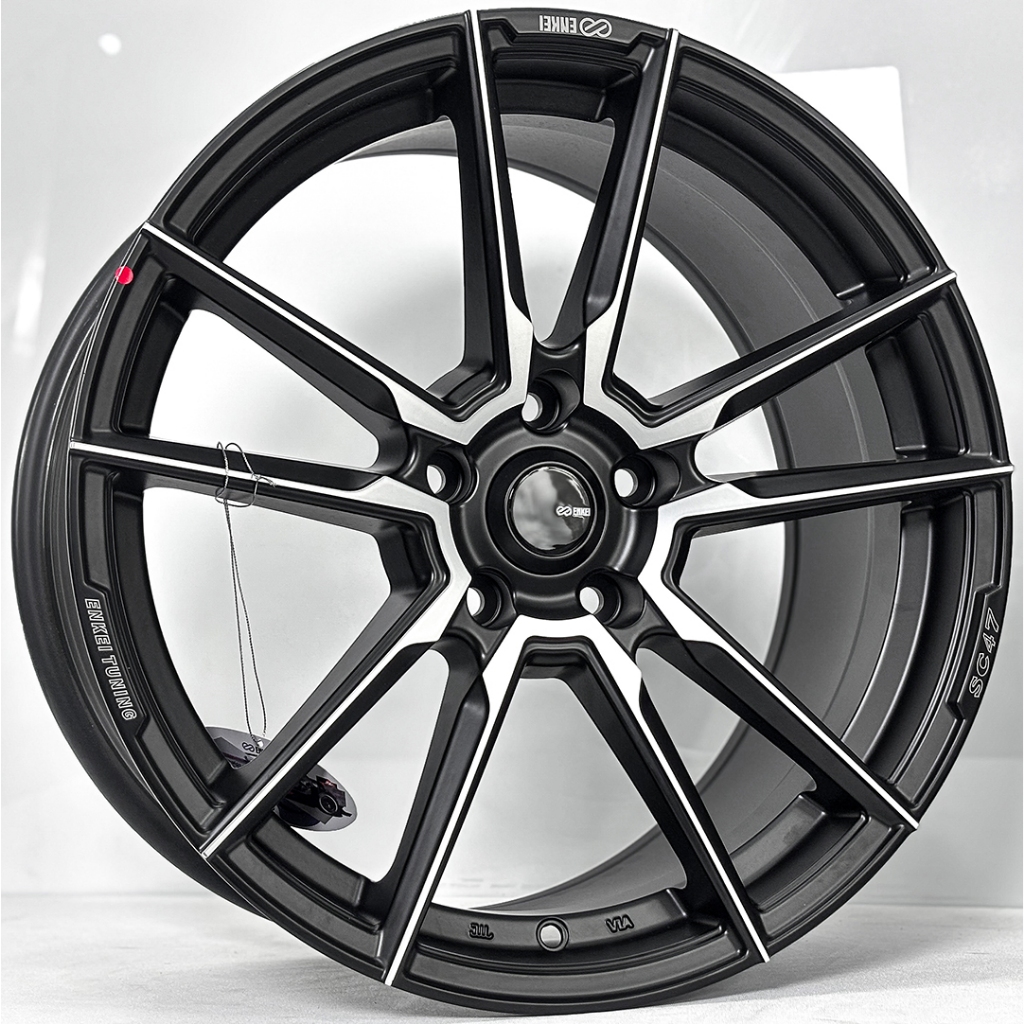 ล้อแม็กซ์ Enkei SC47 ขอบ18นิ้ว 5รู114.3 สีดำด้านหน้าเคลียร์ กว้าง8.5นิ้ว Offset40 [22982]